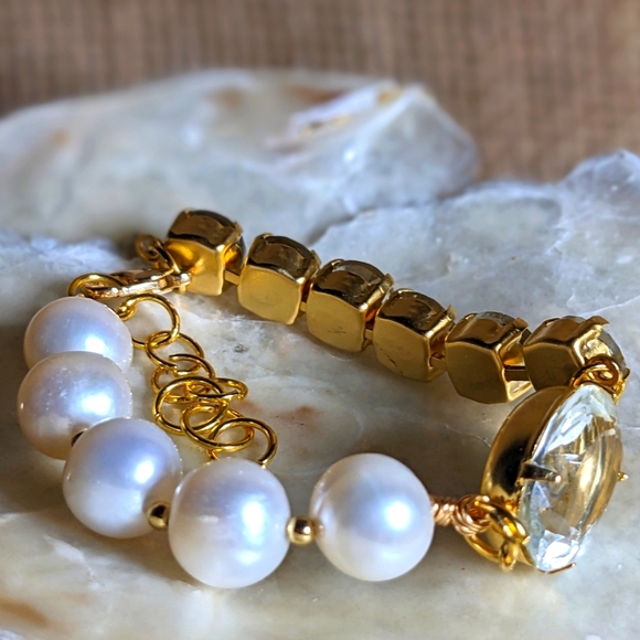 21 Carats Natural Prasiolite/ Green Amethyst and White Baroque Pearl Bracelet - Picture 5 of 6